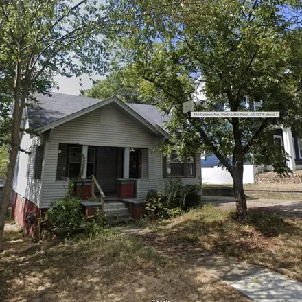 Buy this 2 bed house on North Monroe Street in Little Rock, AR 72205