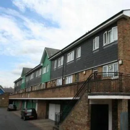 Rent this 4 bed apartment on unnamed road in London, N7 9EG