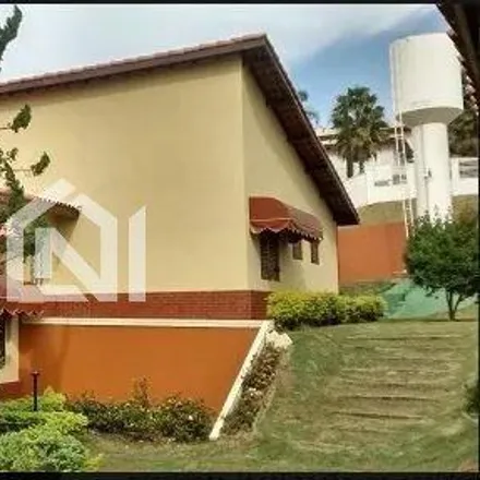 Buy this 6 bed house on Rua Benedito Camparini in Jardim Cruzeiro - Gleba B, Mairinque - SP