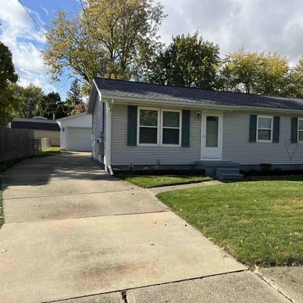 Buy this 3 bed house on 317 Lafayette Boulevard in Owosso, MI 48867