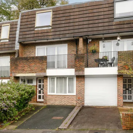 Buy this 3 bed townhouse on 3 Heights Close in Cottenham Park, London