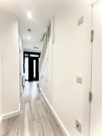 Rent this 1 bed room on Huxley Road in London, N18 1NL
