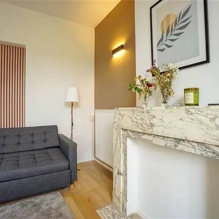 Rent this 1 bed apartment on Rue Mathieu Laensbergh 6 in 4000 Liège, Belgium