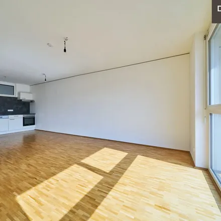 Rent this 3 bed apartment on Traungauergasse 12 in 8020 Graz, Austria
