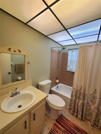 Image 9 - 7512 North Sanibel Circle, Temple Terrace, FL 33637, USA - House for sale