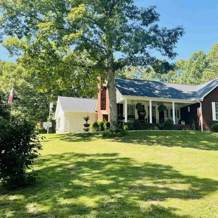 Buy this 3 bed house on 19 Fairway Place in Selmer, TN 38375