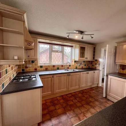 Image 3 - 27 St. Peters Road, Congleton, CW12 3RE, United Kingdom - House for rent