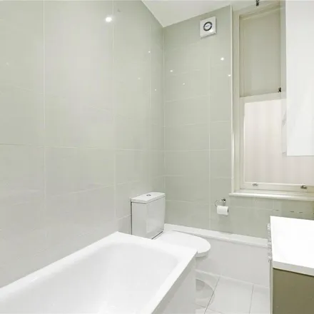 Image 7 - 77-89 Huntley Street, London, WC1E 7AX, United Kingdom - Apartment for rent