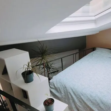 Rent this 1 bed apartment on Parvis du Tribunal de Paris in 75017 Paris, France