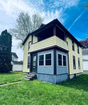 Buy this 3 bed house on 450 Pine Street in City of Elmira, NY 14904