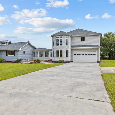 Buy this 3 bed house on 336 Country Club Lane in Seagate, Carteret County