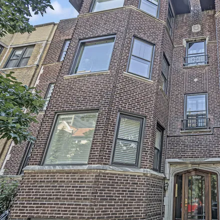 Buy this 3 bed house on 527-537 West Brompton Avenue in Chicago, IL 60657