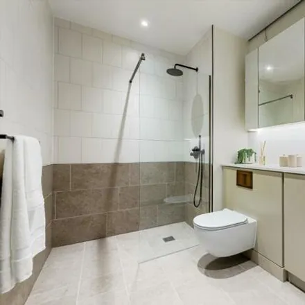 Image 9 - Radford House, 1 Pembridge Gardens, London, W2 4EE, United Kingdom - Apartment for sale