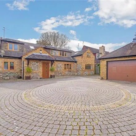 Image 1 - One Stop, 93 Barkham Ride, Finchampstead, RG40 4HB, United Kingdom - House for sale