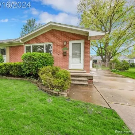 Buy this 3 bed house on 31662 Saint Martins Street in Livonia, MI 48152