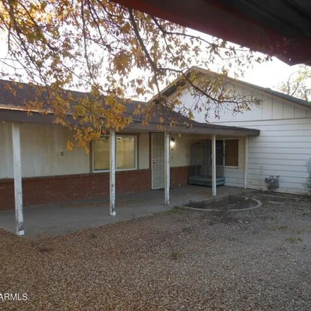 Buy this studio house on 2535 West Morten Avenue in Phoenix, AZ 85051