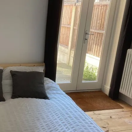 Image 5 - London, E11 3DJ, United Kingdom - House for rent