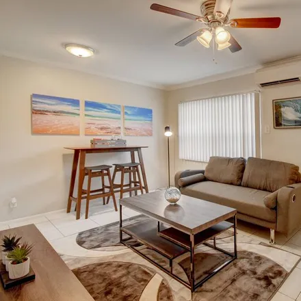 Image 2 - Pompano Beach, FL - Apartment for rent