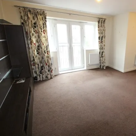 Image 5 - Wyncliffe Gardens, Cardiff, CF23 7FD, United Kingdom - Townhouse for rent