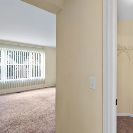 Image 8 - 448 Bay Tree Circle, Vernon Hills, IL 60061, USA - Townhouse for rent