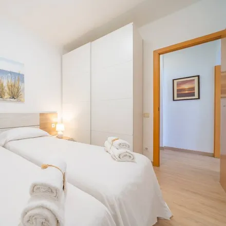 Rent this 3 bed apartment on Pineda de Mar in Carrer del Consolat del Mar, 08397 Pineda de Mar