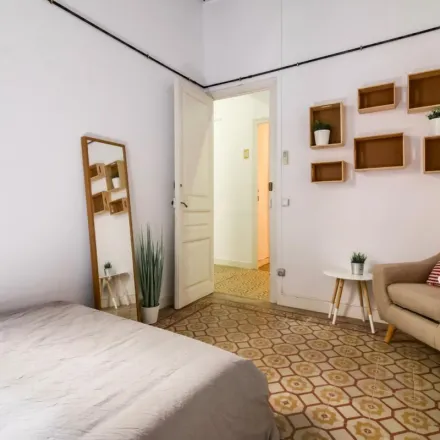 Image 2 - Carrer Gran de Gràcia, 239, 08012 Barcelona, Spain - Apartment for rent