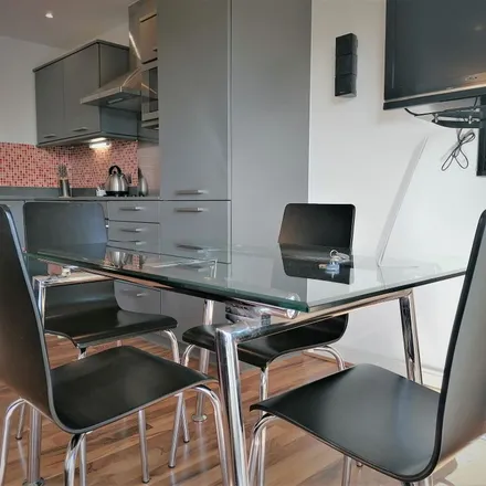 Rent this 2 bed apartment on 86-100 Copenhagen Street in London, N1 0SE