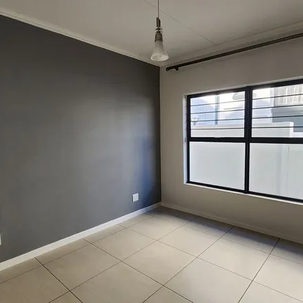 Image 6 - Amsterdam Road, Johannesburg Ward 32, Johannesburg, 2001, South Africa - Apartment for rent