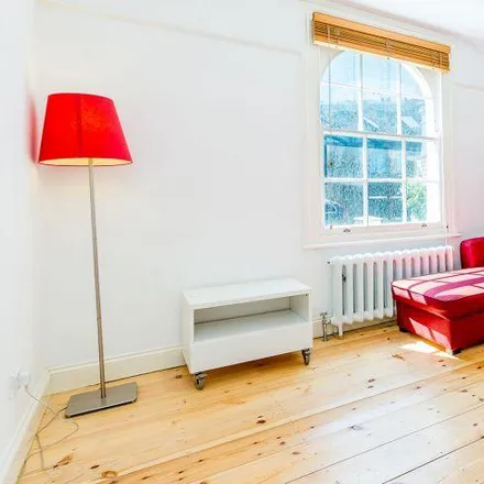 Rent this 1 bed apartment on Randolph Street in London, NW1 0SY