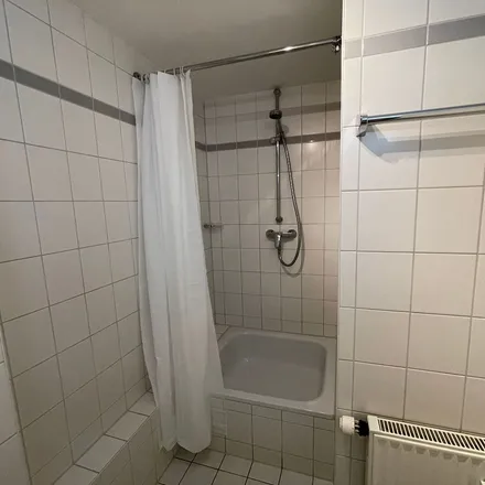 Rent this 1 bed apartment on Salon Haaresbreite in Lion-Feuchtwanger-Straße 27, 39120 Magdeburg