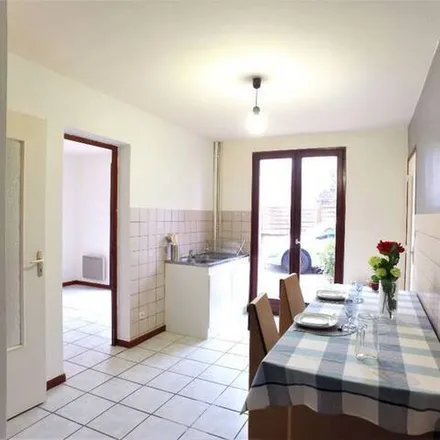 Rent this 3 bed apartment on 9 Avenue Jean Jaurès in 63500 Issoire, France