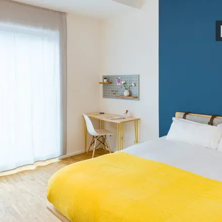 Rent this 4 bed room on Georg-Voigt-Straße 17 in 60325 Frankfurt, Germany