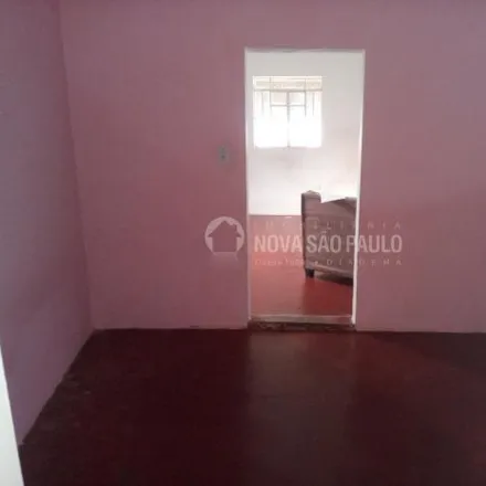 Rent this 2 bed house on Rua Pascoal Valva in Cidade Ademar, São Paulo - SP