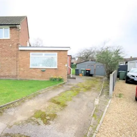 Buy this 4 bed duplex on Arnold Close in Barton-le-Clay, MK45 4PD