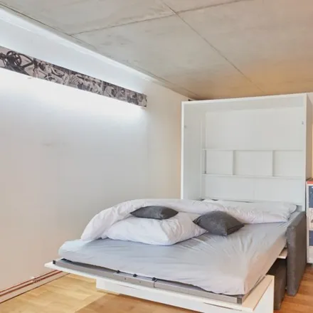 Rent this studio apartment on Hellbrookstraße 80d in 22305 Hamburg, Germany