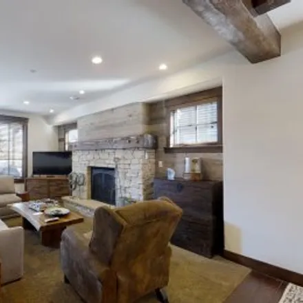 Image 1 - #501,1825 Three Kings Drive, Park City - Apartment for sale