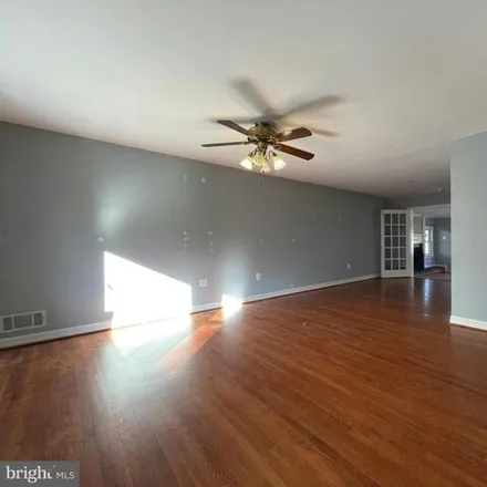 Image 3 - 12737 Littleton Street, Green Wood Knolls, Aspen Hill, MD 20906, USA - House for rent