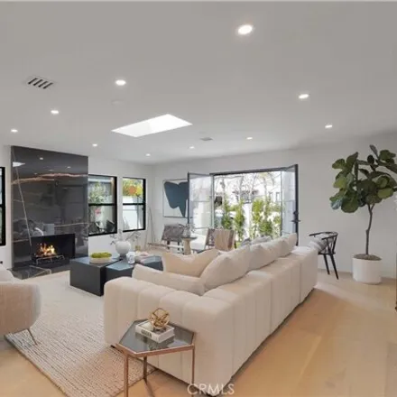 Image 8 - 3207 Carter Avenue, Los Angeles, CA 90292, USA - House for sale