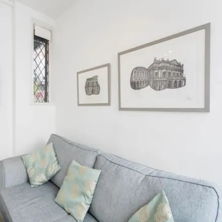 Image 4 - 43-48 Saint Michael's Street, London, W2 1RE, United Kingdom - Apartment for rent