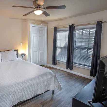 Rent this studio house on East Houston Street 2825