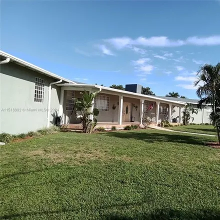 Image 2 - 1223 Bacom Point Road, Pahokee, Palm Beach County, FL 33476, USA - House for sale