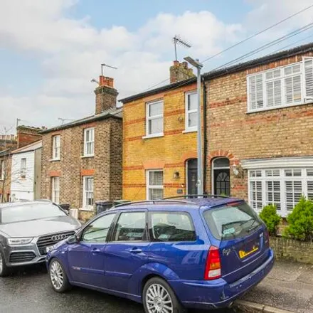 Buy this 3 bed duplex on Gladstone Road in Buckhurst Hill, IG9 5SW