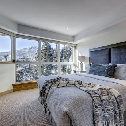 Image 4 - Nesters, Whistler, BC V8E 0Y2, Canada - Apartment for rent