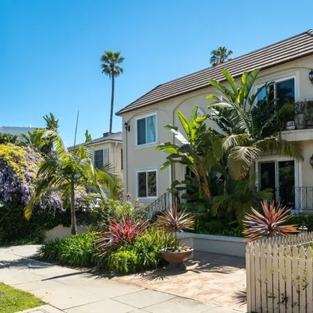 Rent this 2 bed house on 1041 4th Court in Santa Monica, CA 90403