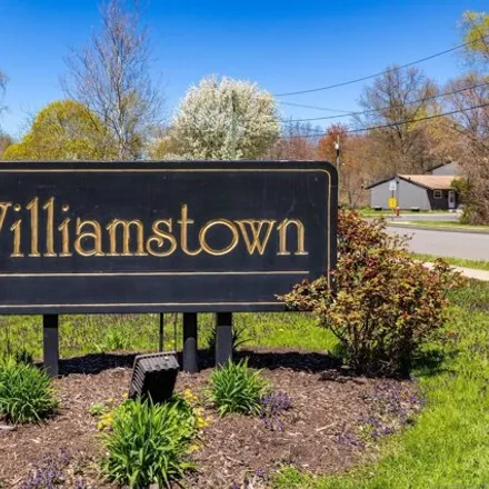 Image 1 - 131 Williamstown Court, Newington, CT 06111, USA - Townhouse for sale