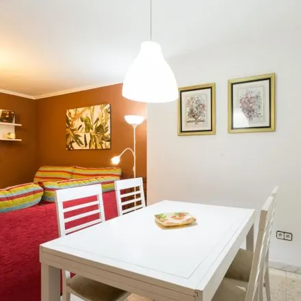 Image 6 - Calle Albareda, 16, 41001 Seville, Spain - Apartment for rent