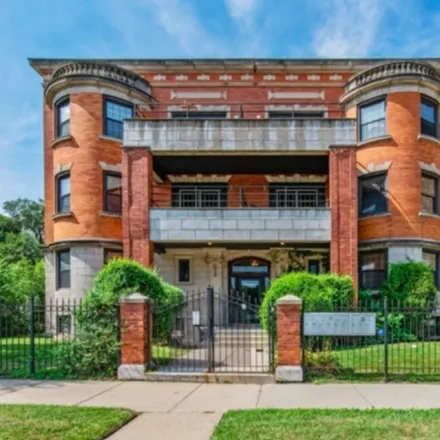 Rent this 3 bed condo on 5322 South Indiana Avenue in Chicago, IL 60653