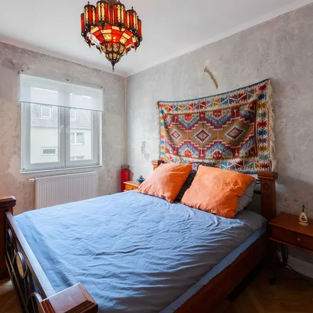 Rent this 3 bed apartment on Kölner Straße 153 in 40227 Dusseldorf, Germany