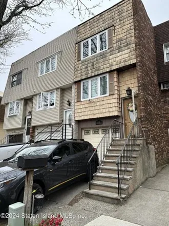 Buy this 3 bed house on 83 Mimosa Lane in New York, NY 10312