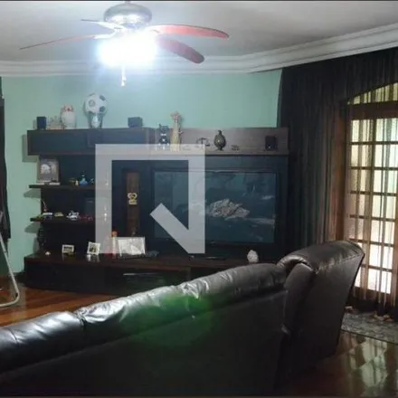 Rent this 3 bed house on Avenida Praia Grande in City Bussocaba, Osasco - SP